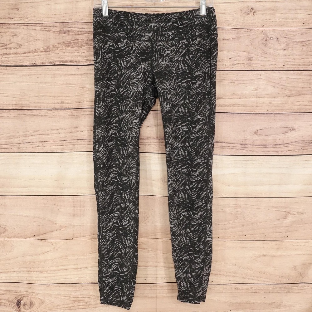 32 Degrees Cool Leggings Womens M Black Animal Print Ankle Knit Zip Pocket Gym